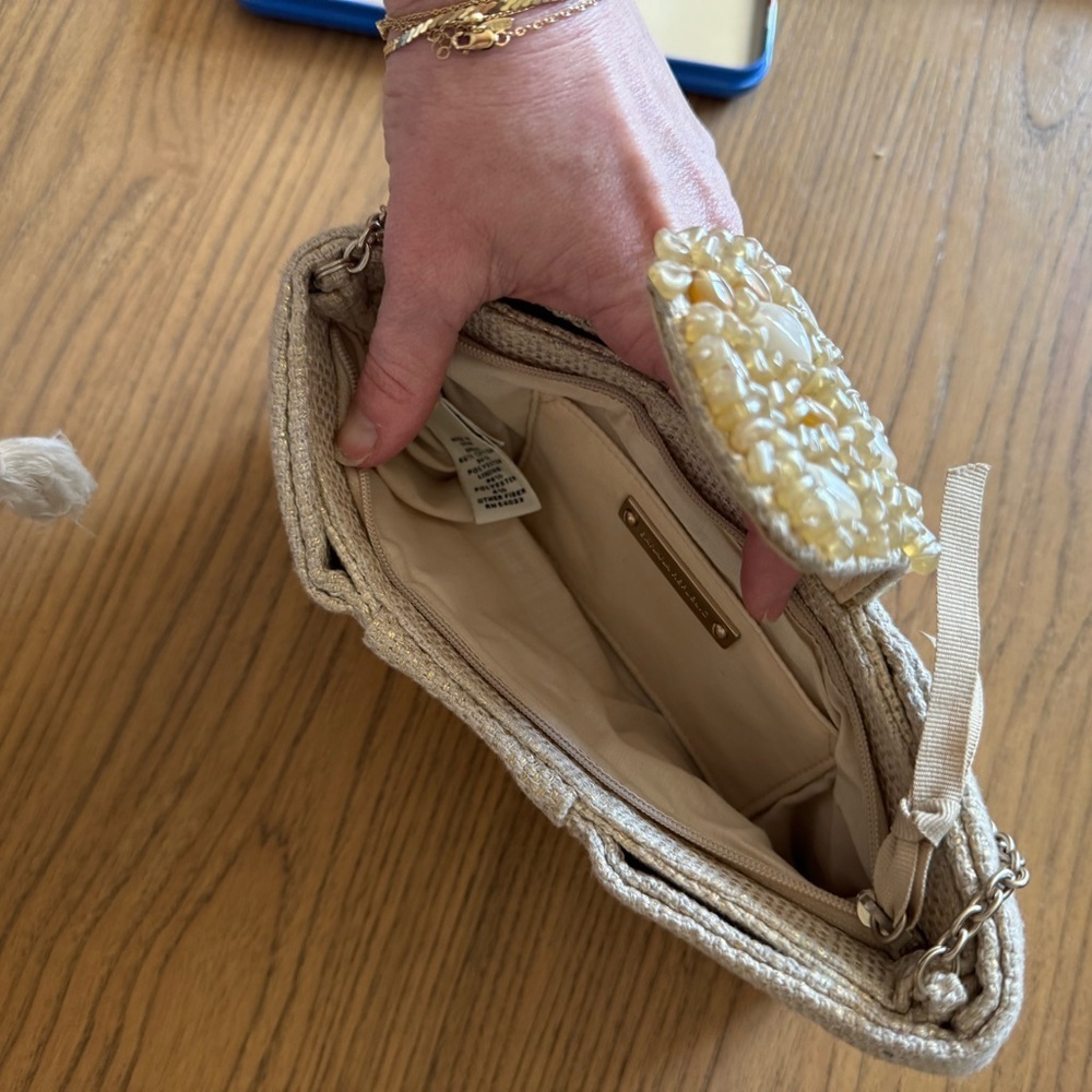 Banana Republic Elegant Cream Beaded Clutch - Picture 4 of 5
